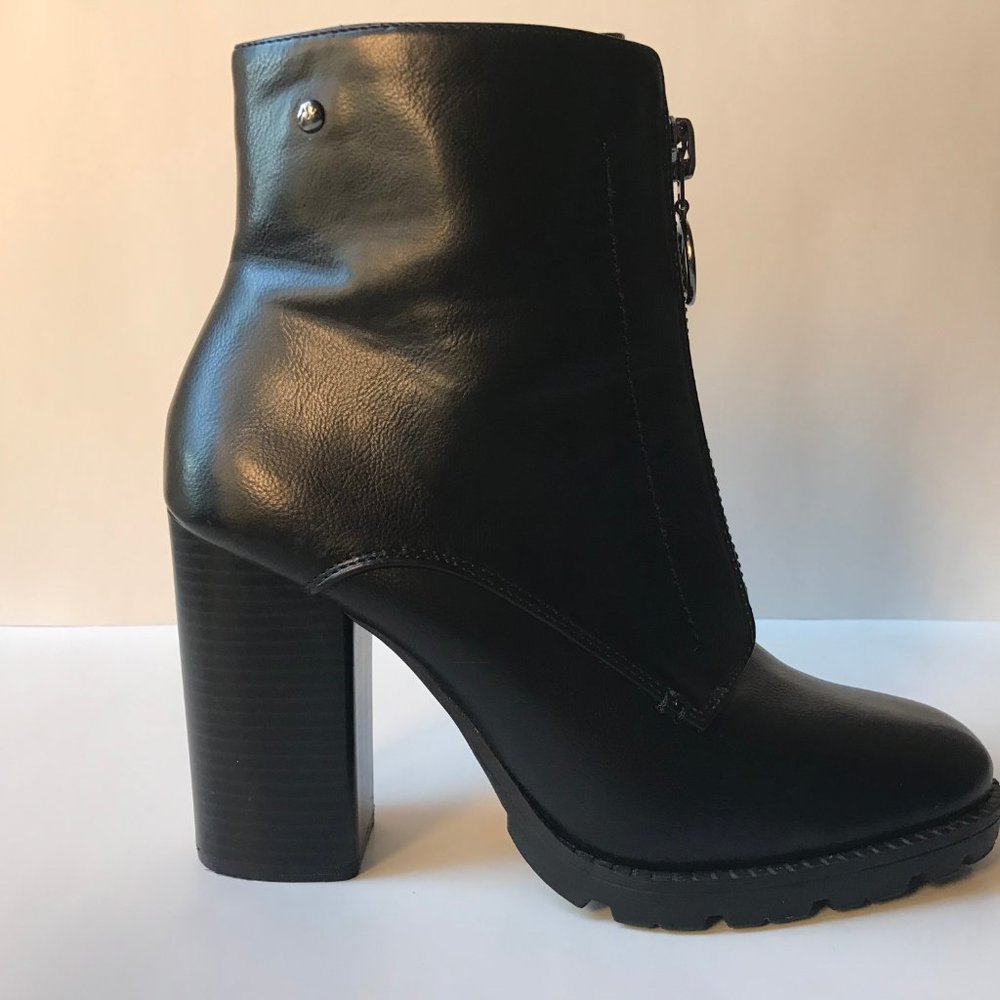 Black front zipper heels - Picture 2 of 4